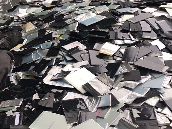 大量回收钴锂电池 手机锂电池回收