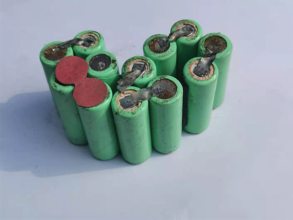 专业回收钴酸锂电池 收购锂电池